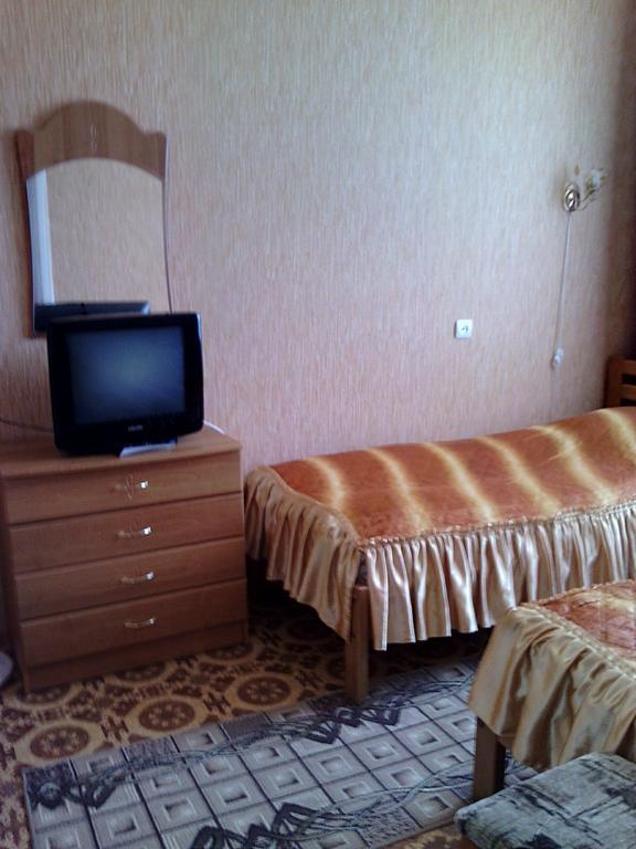 Kremin Hotel Kremenets Ruang foto