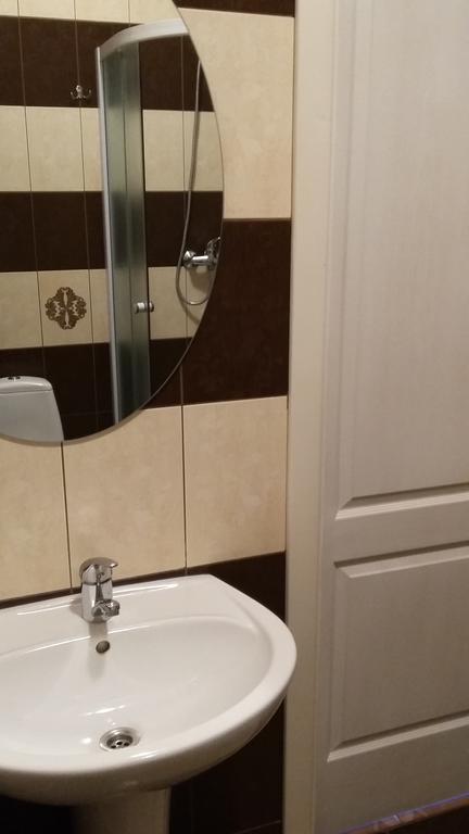 Kremin Hotel Kremenets Ruang foto