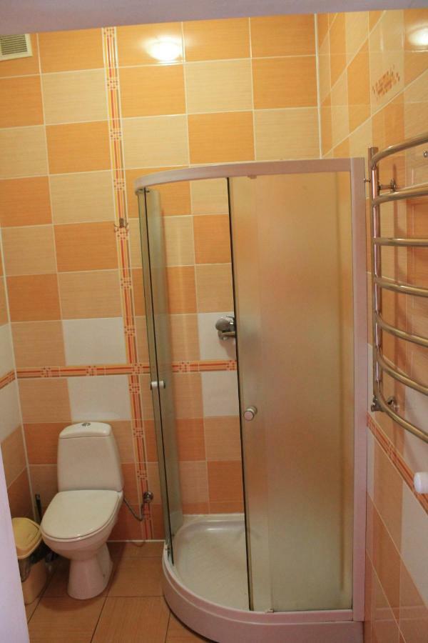 Kremin Hotel Kremenets Bagian luar foto